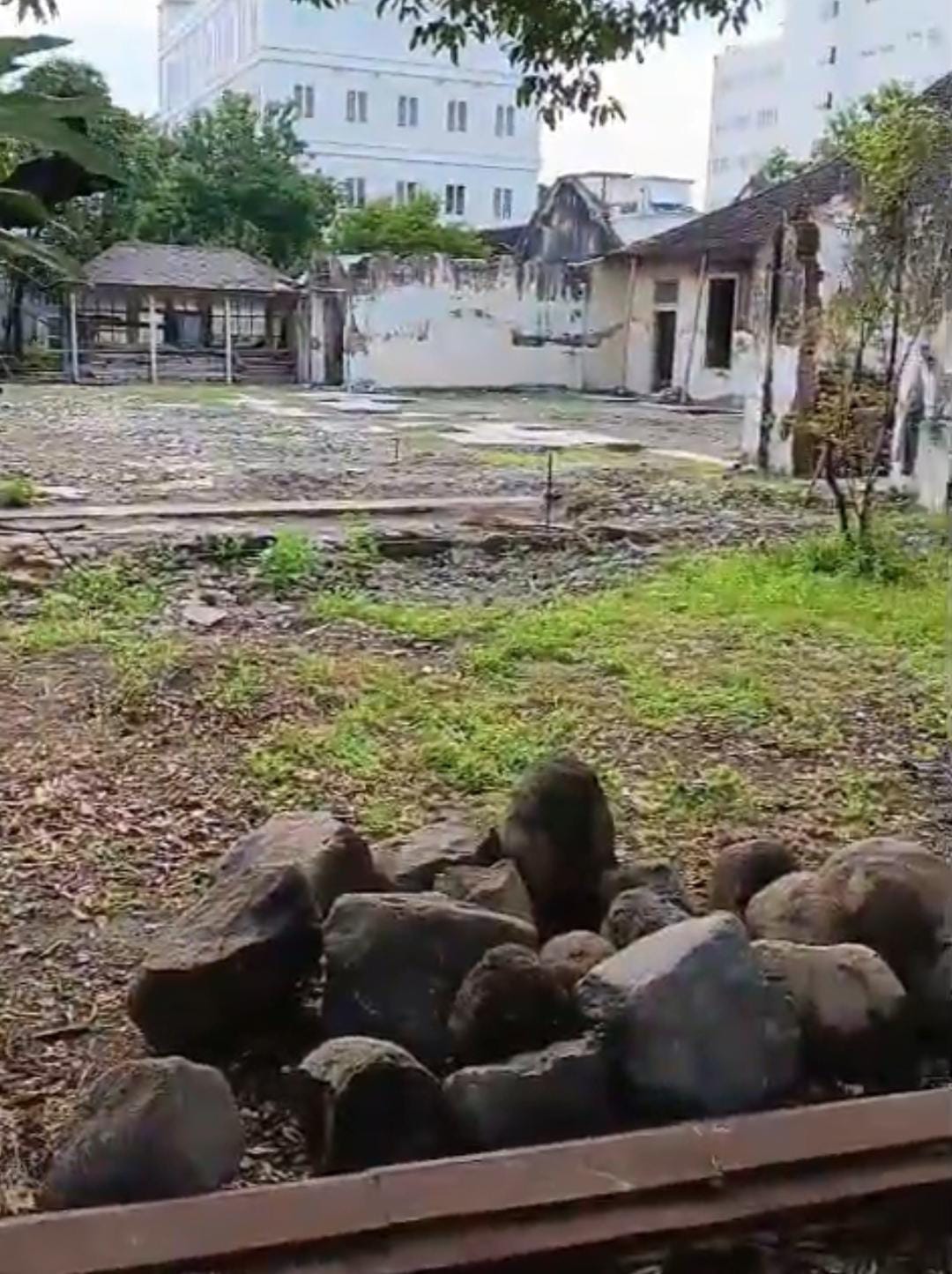 Mantan Ketua HIPMI Solo Harus Tanggung Jawab atas Joglo Tumenggungan yang Tumbang di Tengah Sejarah